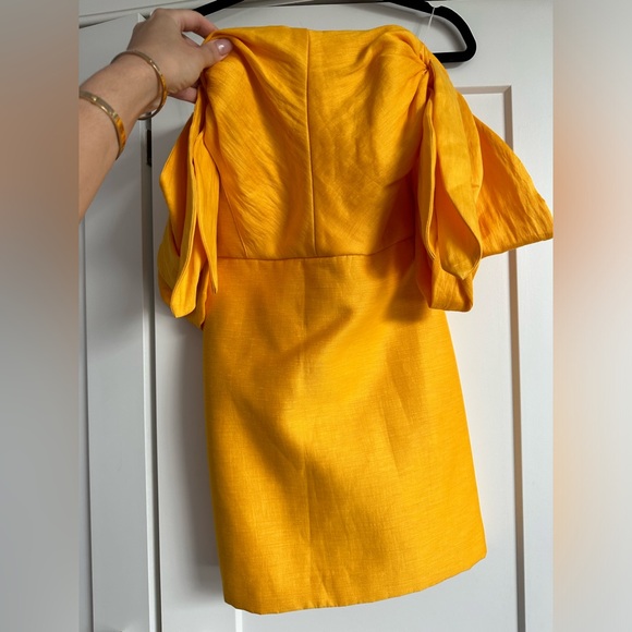 NWT Acler Selkin Off-the-shoulder Linen-blend Mini Sheath Dress In Citrus - Picture 2 of 7